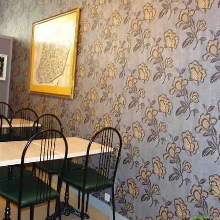 Regina Boutique 3* Avignon